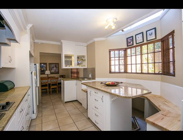 4 BEDROOM HOUSE TO LET IN FAIRLAND